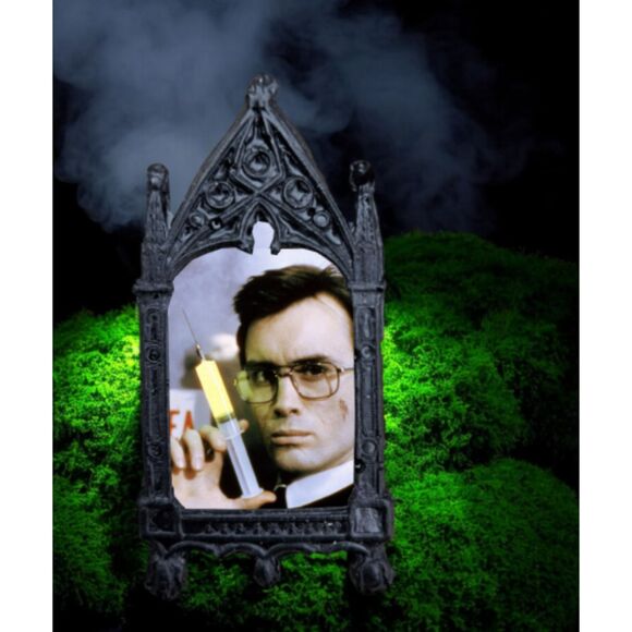 Herbert West Magnet Re-Animator Sci-fi Horror Home Decoration - Picture 2 of 3